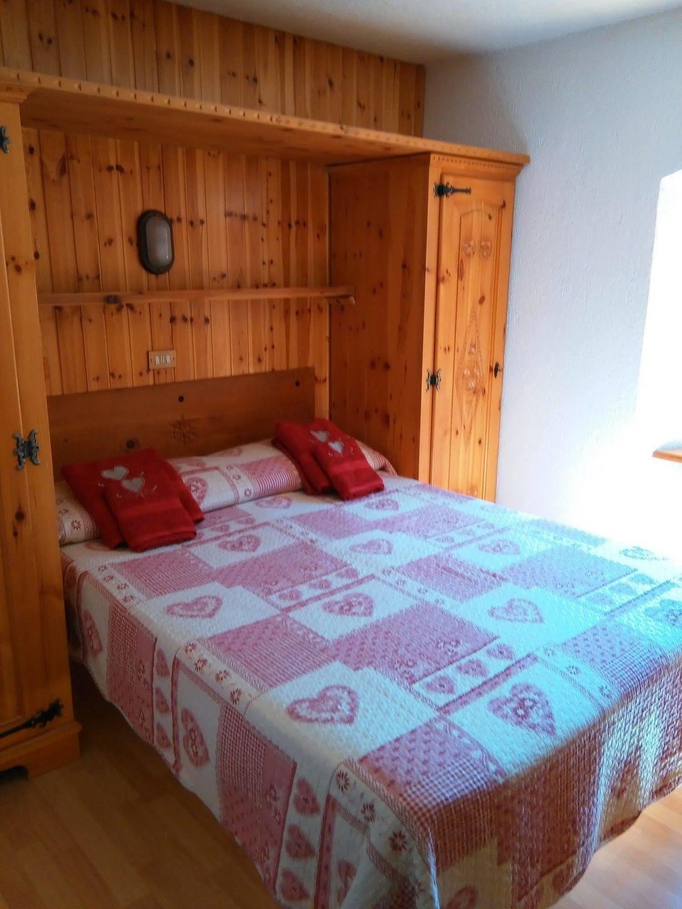 B&B La Vieille Meison De Pappa Sarre Eksteriør bilde
